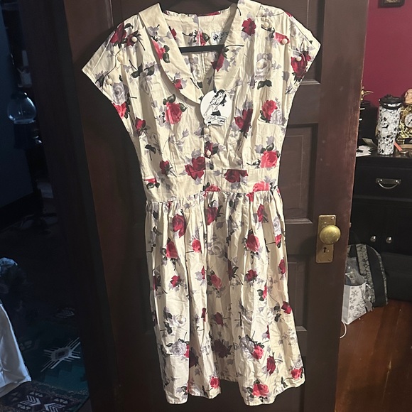 Hell Bunny Cream and Red Floral Midi Dress - Picture 1 of 6